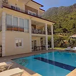 Detached With Private Pool In Oeluedeniz, Villa *