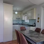 Villa Detached With Private Pool In Oeluedeniz, *