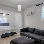 Vila Detached With Private Pool In Oeluedeniz, *