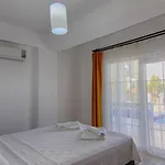 Villa Detached With Private Pool In Oeluedeniz, *