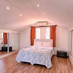 Detached With Private Pool In Oeluedeniz, Villa Fethiye