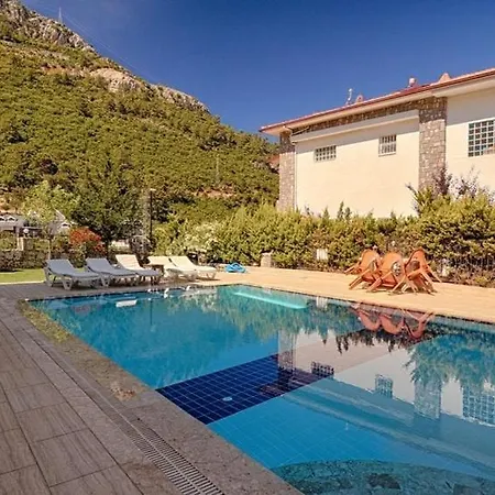 Detached With Private Pool In Oeluedeniz, Villa