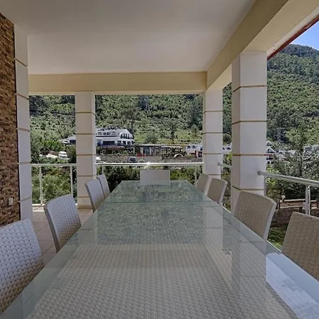 Vila Detached With Private Pool In Oeluedeniz, *