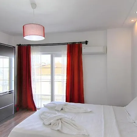 Detached With Private Pool In Oeluedeniz, Villa Fethiye