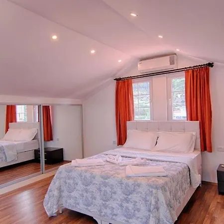 Villa Detached With Private Pool In Oeluedeniz,