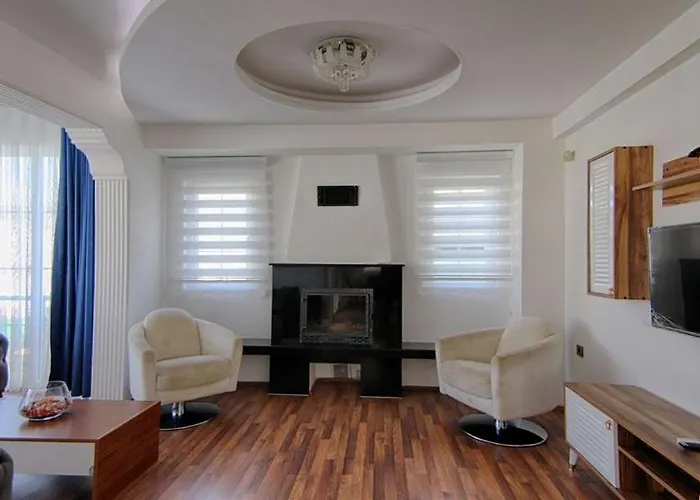 Вилла Detached With Private Pool In Oeluedeniz, Фетхие