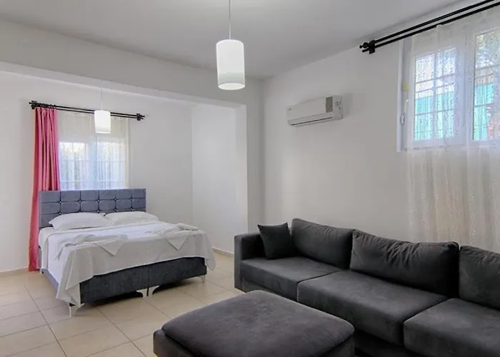Вилла Detached With Private Pool In Oeluedeniz, *