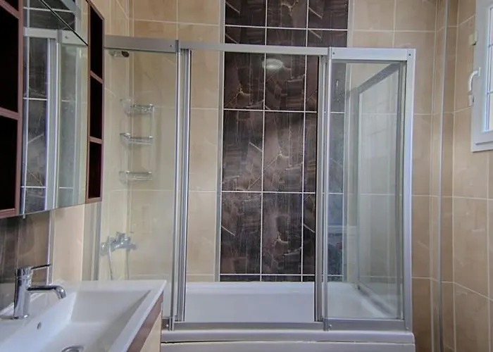 Вилла Detached With Private Pool In Oeluedeniz, *